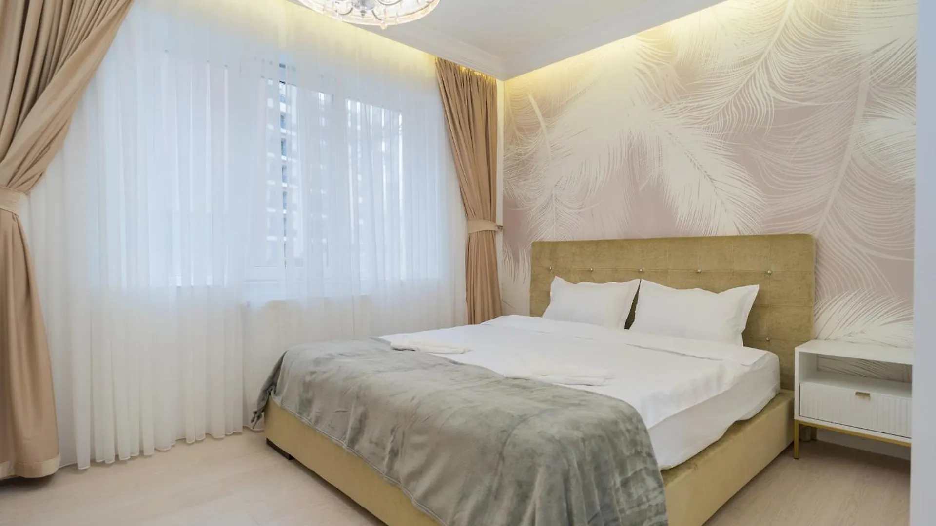 Luxurious Apartments With Swimming Pool - Herastrau Park location
