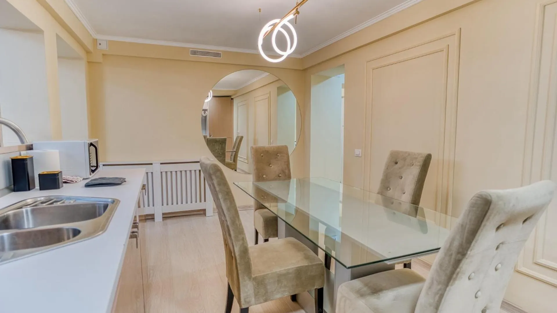 Luxurious Apartments With Swimming Pool - Herastrau Park Bucharest